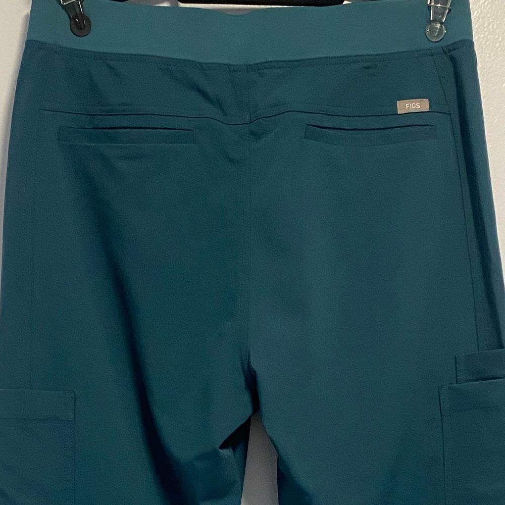 Figs Straight-Legged Fion x Axim Men’s Cargo Scrub Pants In Size Medium/ Tall. - Picture 9 of 10